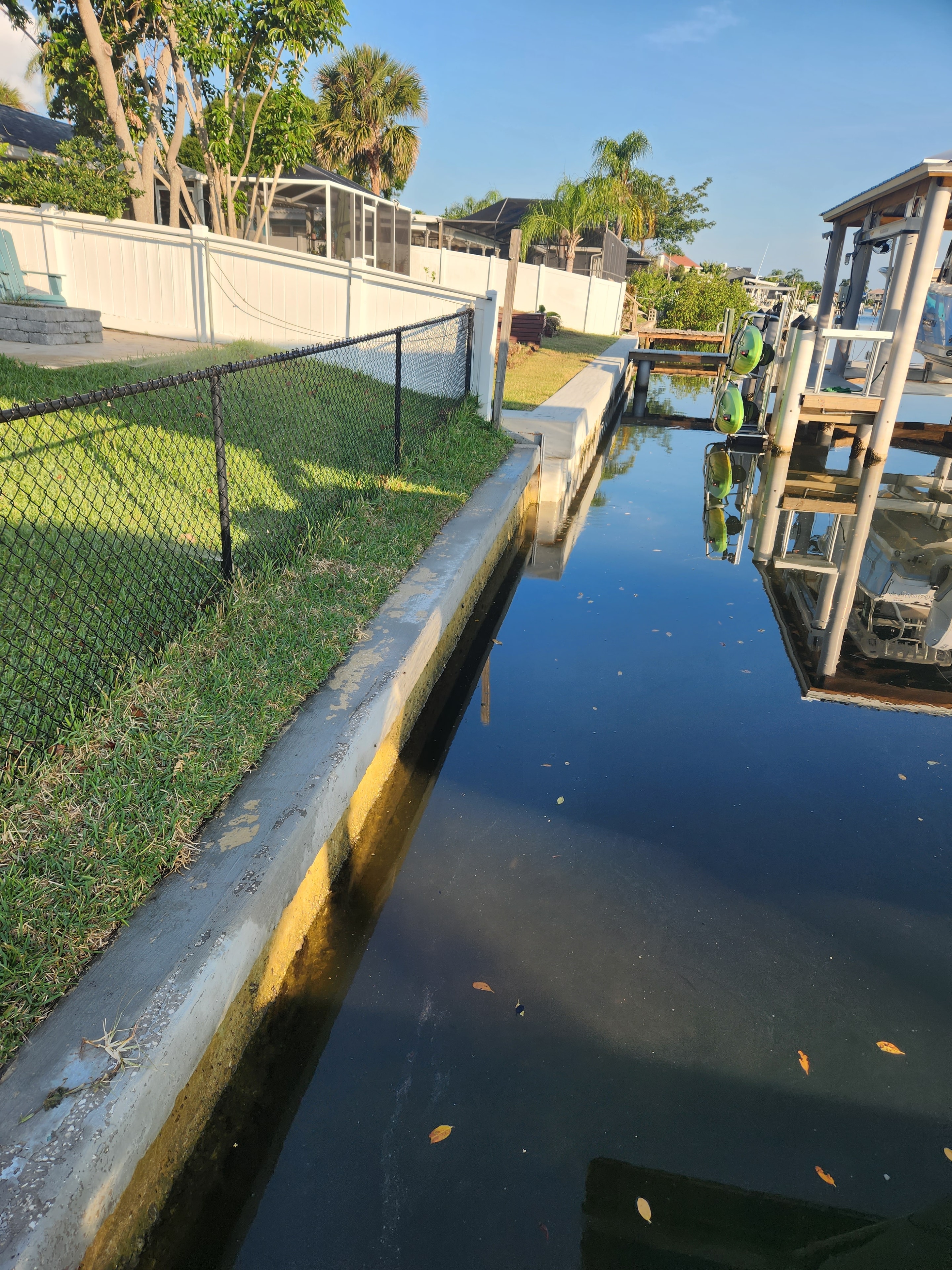 7 Warning Signs Your Seawall Needs Attention